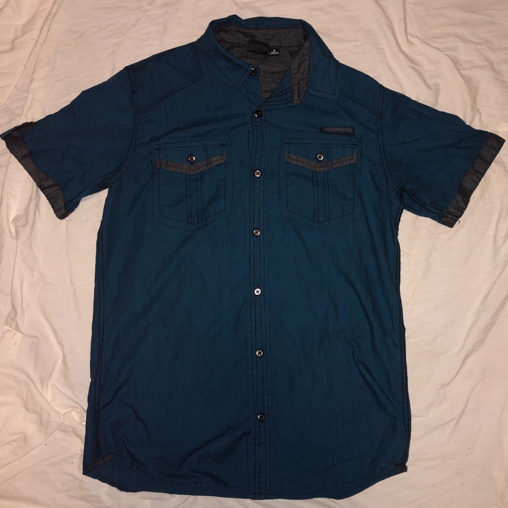 Burnside men’s fitted casual button down shirt